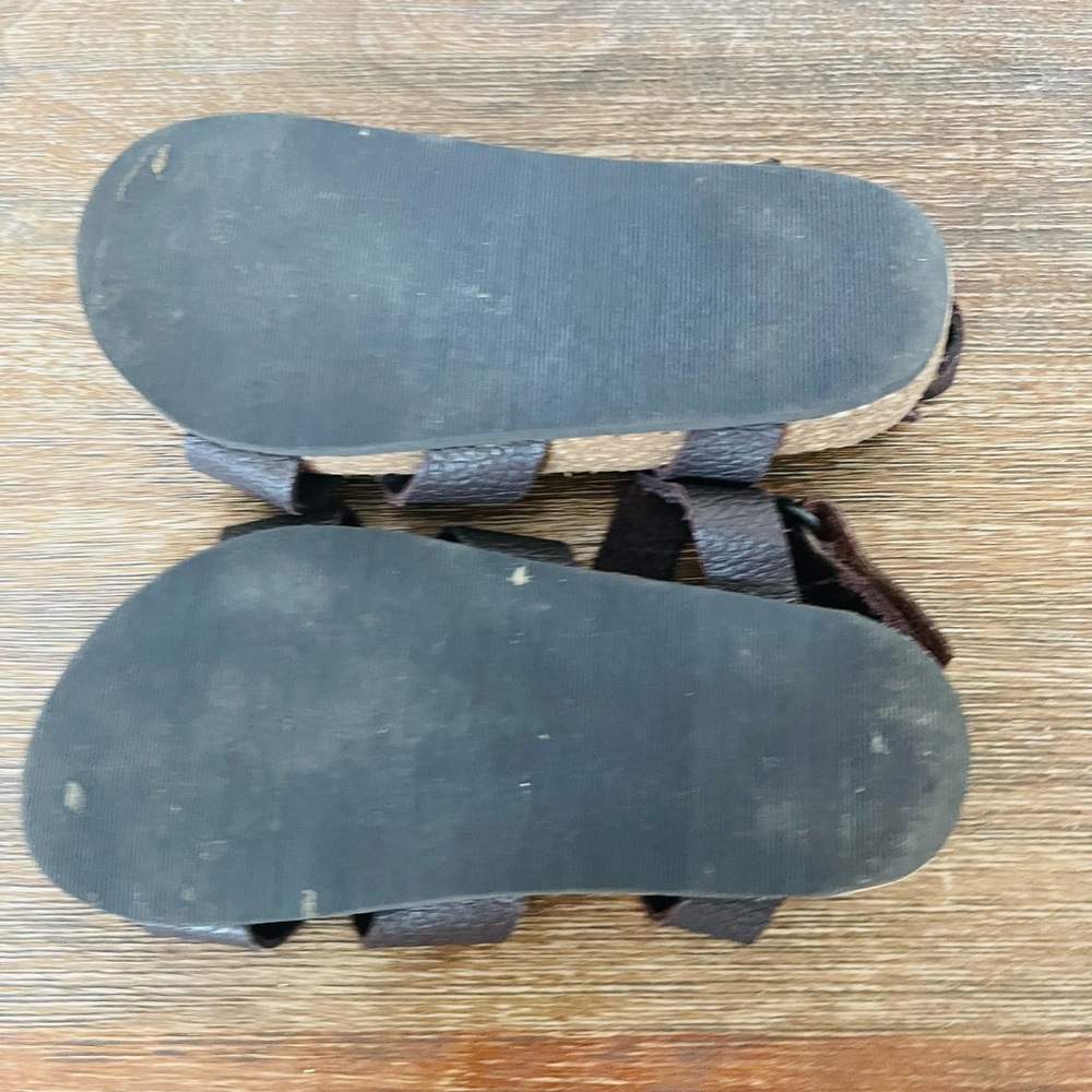 Sandals - Picture 3 of 3